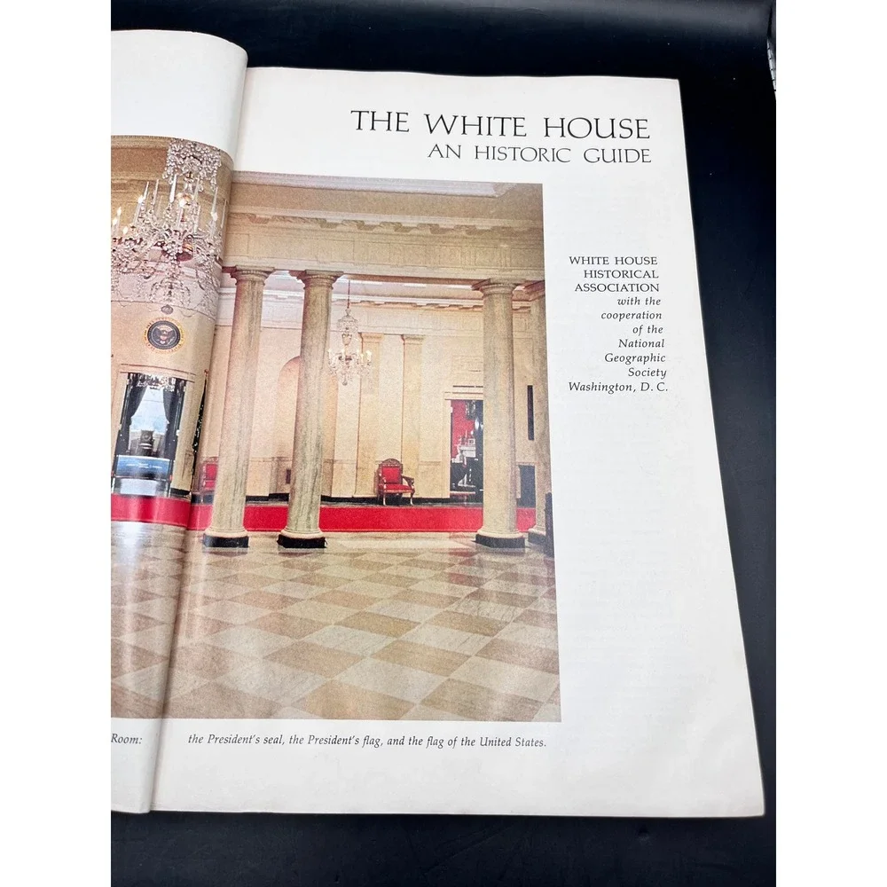 The White House A‎ Historic Guide Rev Ed Book White House Historical Association